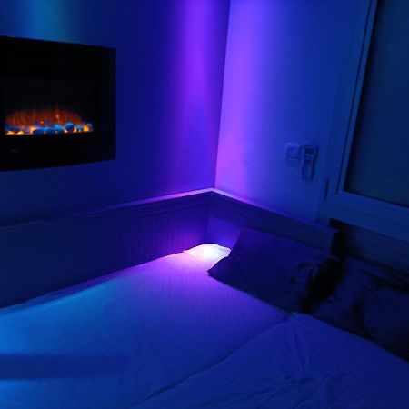 Studette Avec Spa & Jacuzzi Σετ Εξωτερικό φωτογραφία