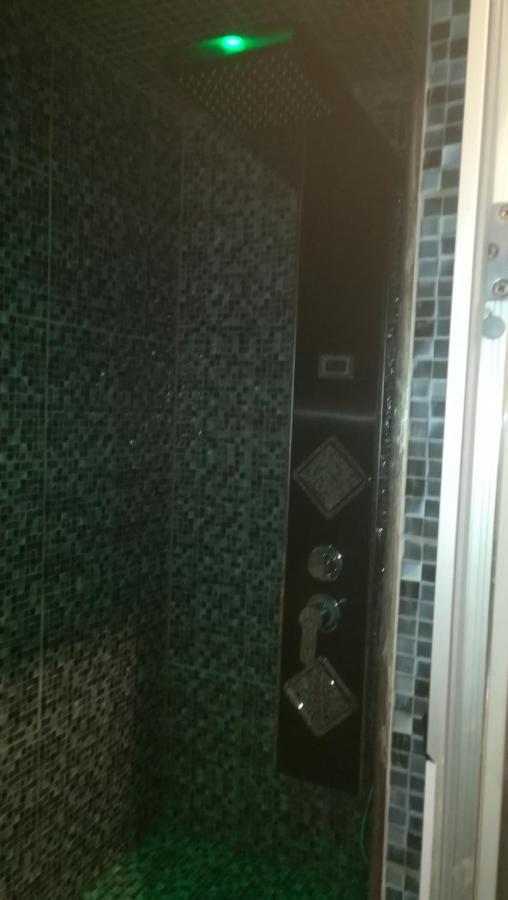 Studette Avec Spa & Jacuzzi Σετ Εξωτερικό φωτογραφία