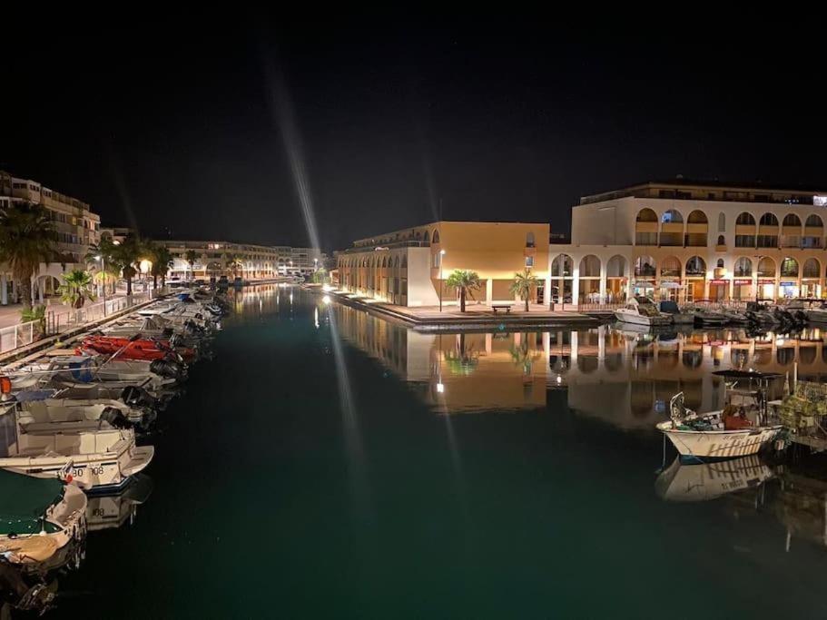 Studette Avec Spa & Jacuzzi Σετ Εξωτερικό φωτογραφία